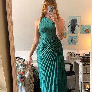 Elegant Teal One-Shoulder Pleated Evening Dress